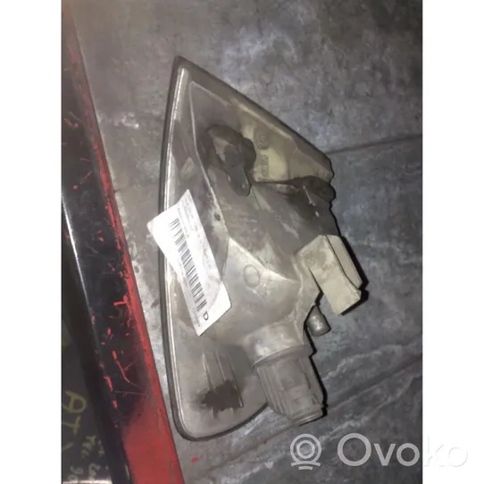 Audi A4 S4 B5 8D Lampa przednia 