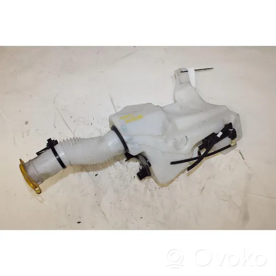 Fiat 500X Windshield washer fluid reservoir/tank 