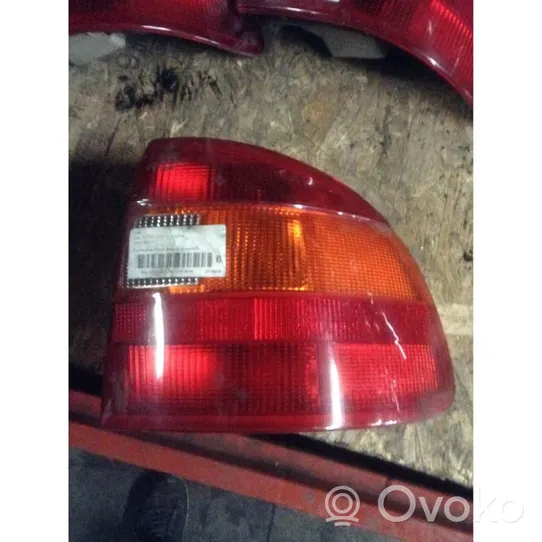 Opel Astra F Lampa tylna 