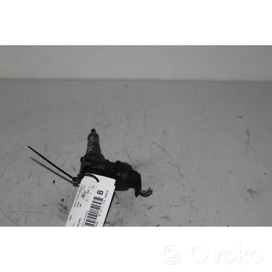 Audi A2 Fuel injector 