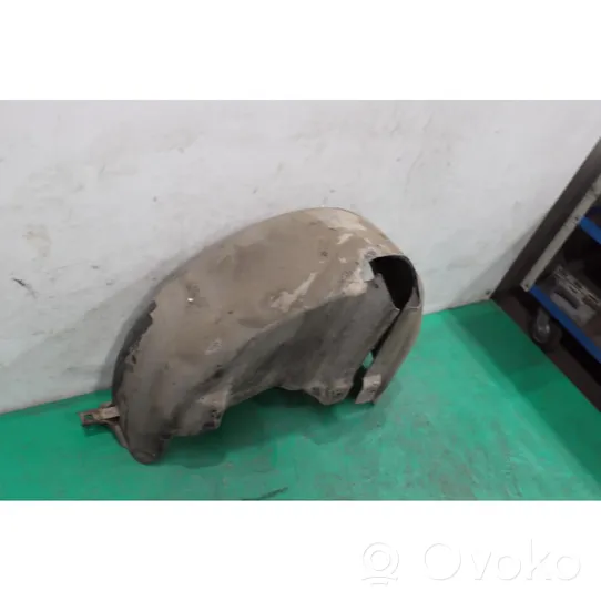 Volkswagen Polo IV 9N3 Rivestimento paraspruzzi passaruota anteriore 