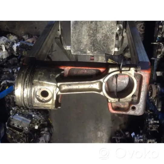 Renault Scenic II -  Grand scenic II Piston with connecting rod 