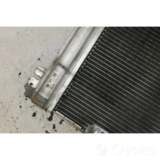 Opel Zafira B Radiateur condenseur de climatisation 