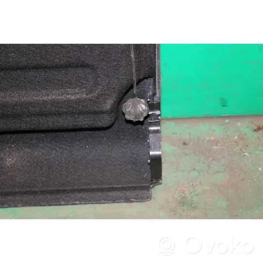 Skoda Fabia Mk2 (5J) Zasłona przeciwsłoneczna szyby pokrywy tylnej bagażnika / Zasłona szyby 