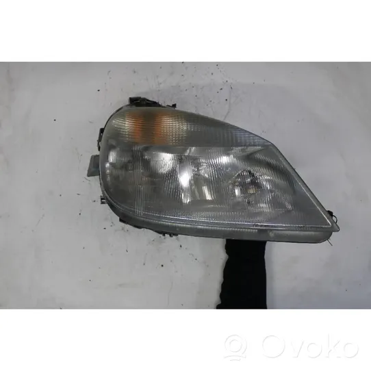 Mercedes-Benz Vaneo W414 Lampa przednia 