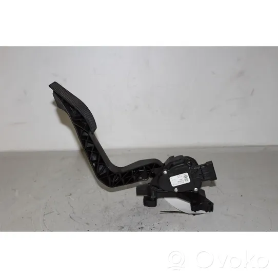 Fiat 500X Accelerator throttle pedal 