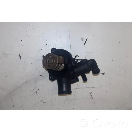 Volkswagen Touareg I Boîtier de thermostat / thermostat 