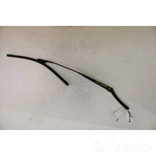 Ford Focus Front wiper blade arm 