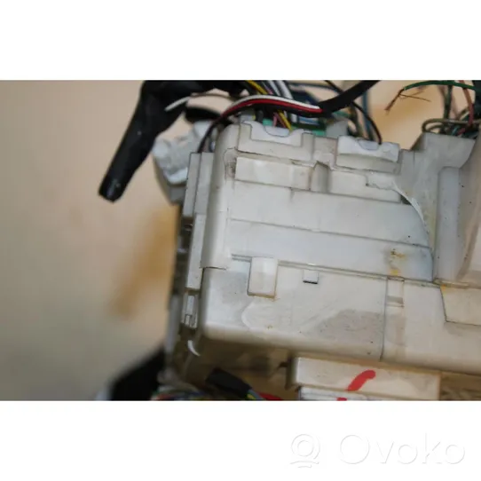 Toyota Auris 150 Fuse module 