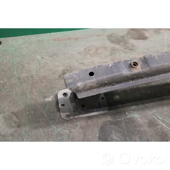 Ford Focus Aizmugurē bampera balka 1520891