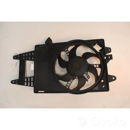 Fiat Punto (188) Ventilatore di raffreddamento elettrico del radiatore 