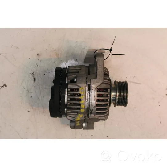 Opel Zafira B Alternator 