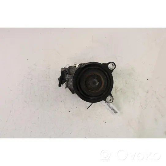 BMW 1 F20 F21 Ilmastointilaitteen kompressorin pumppu (A/C) 