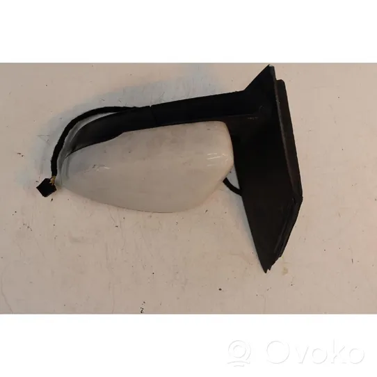 Volkswagen Polo V 6R Front door electric wing mirror 