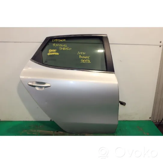 KIA Ceed Rear door 