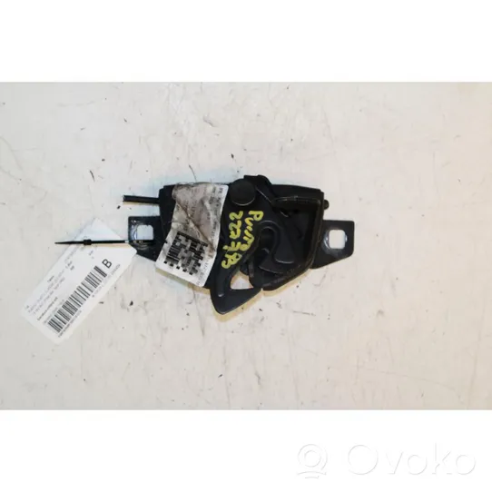 Fiat Punto (188) Tie down hook / loop 