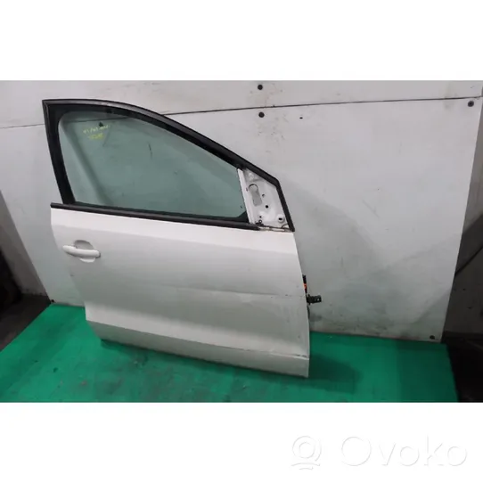 Volkswagen Polo V 6R Front door 