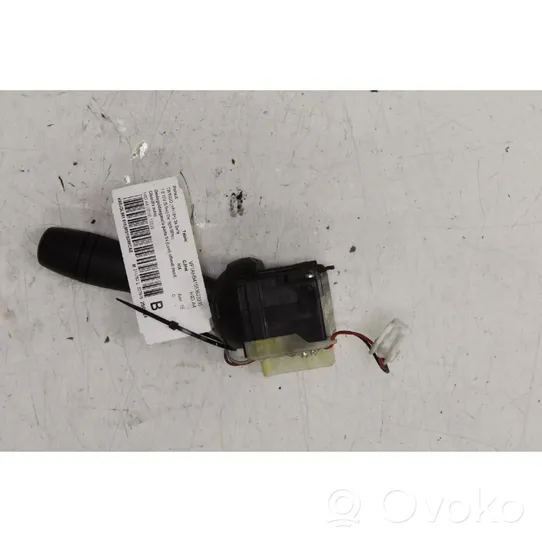 Renault Twingo III Light switch 