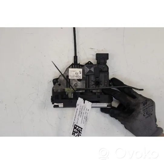 Opel Corsa D Front door lock 