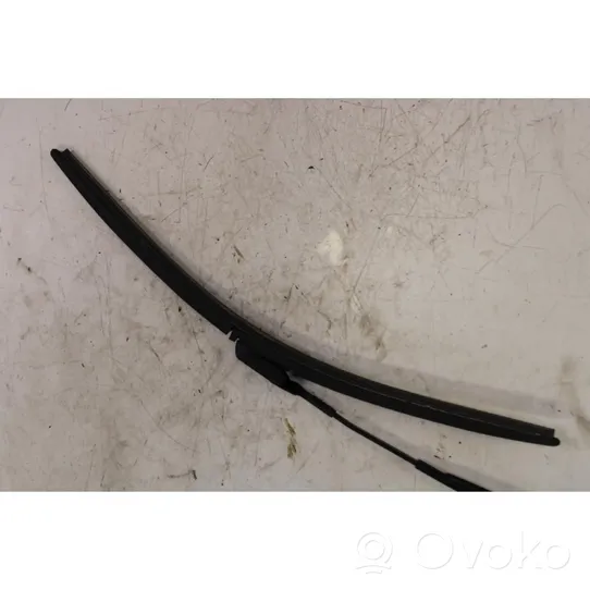 Volkswagen Eos Front wiper blade arm 