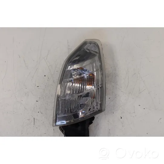 Nissan X-Trail T30 Headlight/headlamp 