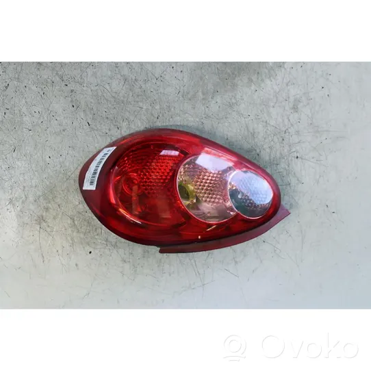 Toyota Aygo AB10 Lampa tylna 