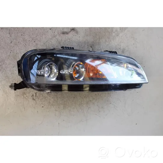 Fiat Punto (188) Phare frontale 