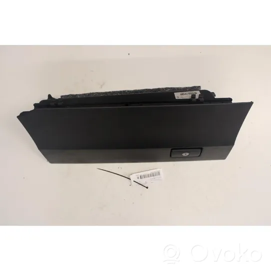 Toyota Verso Glove box 