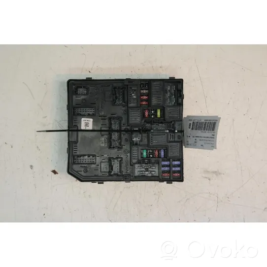 Nissan X-Trail T32 Fuse module 