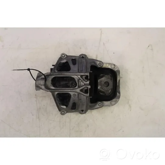 Audi Q5 SQ5 Engine mount bracket 