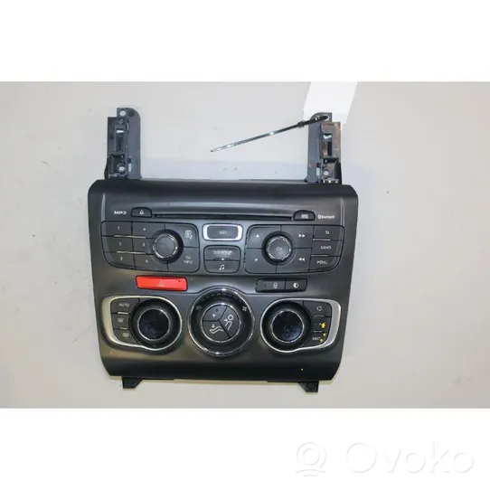 Citroen DS4 Climate control unit 