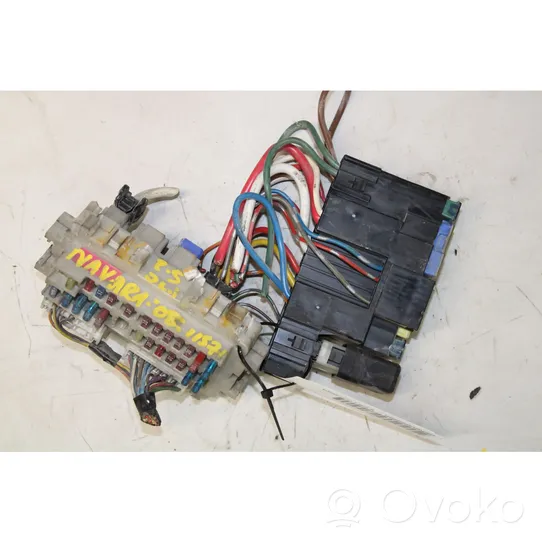 Nissan Navara D40 Fuse module 