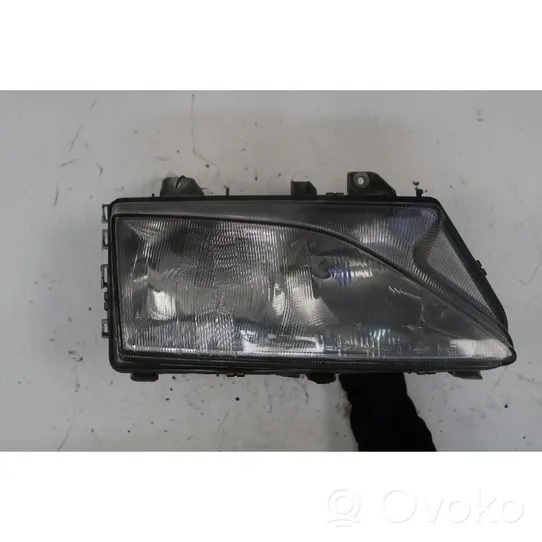 Peugeot 806 Lampa przednia 