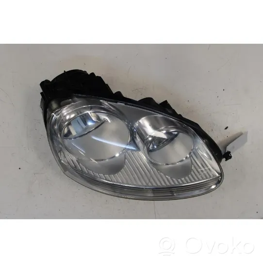 Volkswagen Jetta V Lampa przednia 