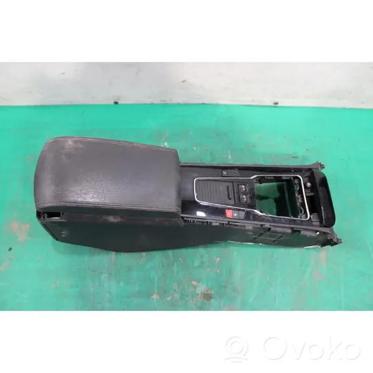 Peugeot 508 Armrest 