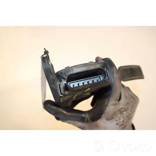 Ford Fiesta Accelerator throttle pedal 