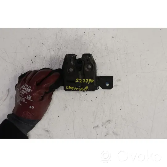 Chevrolet Cruze Tailgate lock latch 