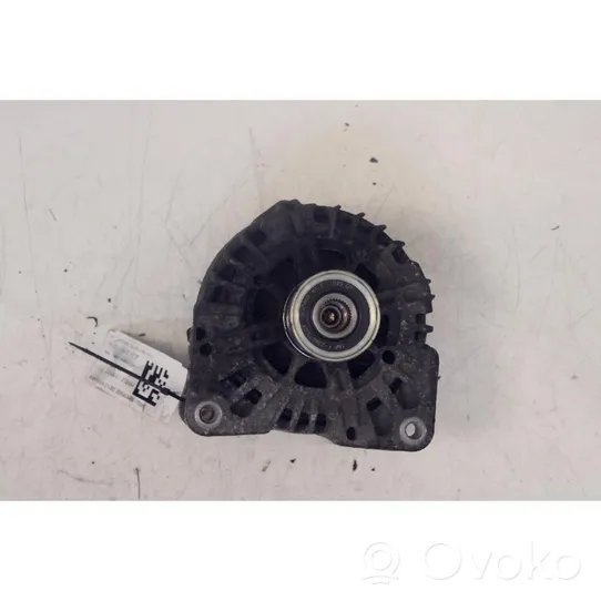 Opel Vivaro Generator/alternator 