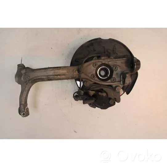 Audi A4 S4 B7 8E 8H Mozzo ruota anteriore 