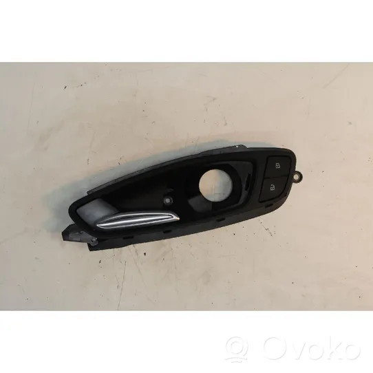 Audi A1 Front door interior handle 