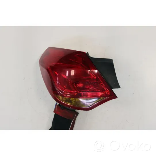 Opel Astra J Lampa tylna 