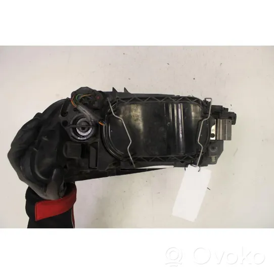 Volvo C30 Lampa przednia 