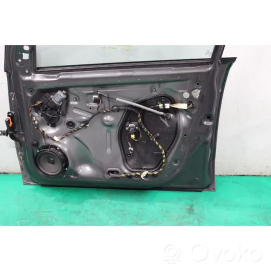 Volkswagen Polo V 6R Front door 