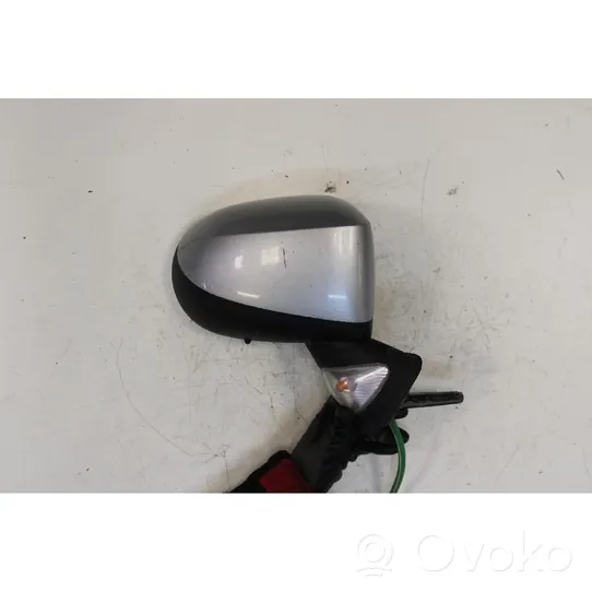 Renault Modus Front door electric wing mirror 