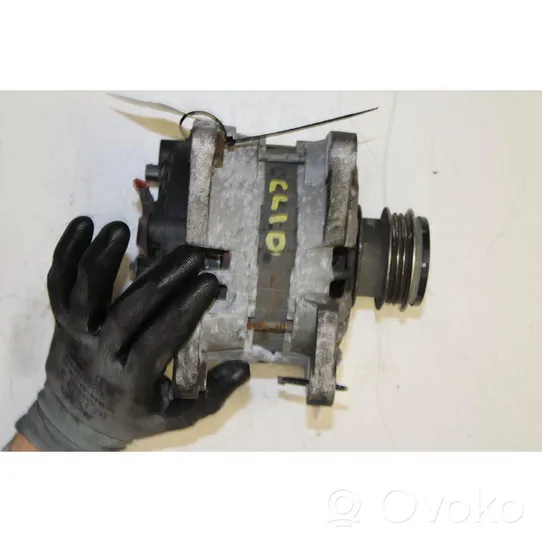 Renault Clio IV Alternator 