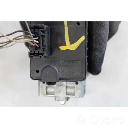 Renault Clio IV Ignition lock 