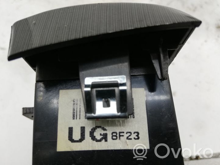 Chevrolet Captiva Interruptor de control de altura del faro delantero UG8F23