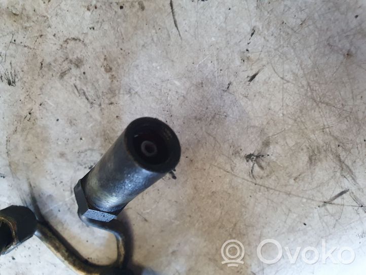 Nissan Primera Tuyau d'alimentation d'injecteur de carburant NOCODE