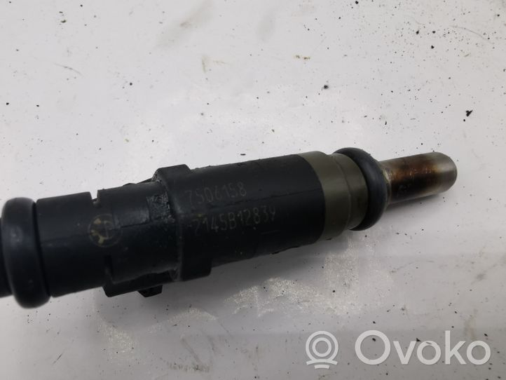 BMW 3 E46 Injecteur de carburant 7506158