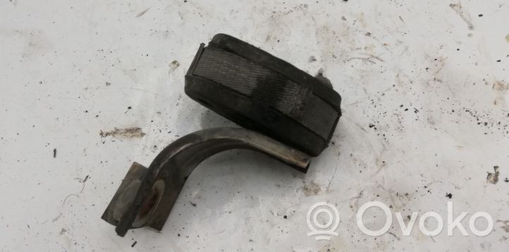 BMW 5 F10 F11 Staffa/supporto di montaggio della marmitta 16009210